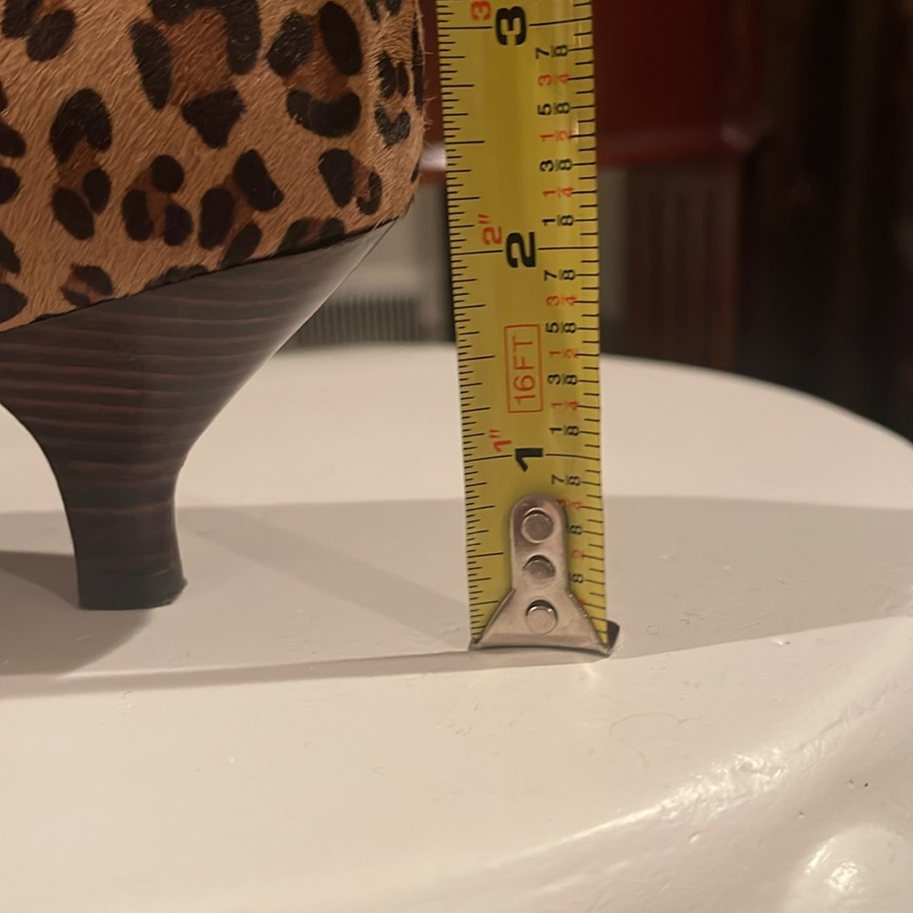 Franco Sarto leopard print calf hair heels - Picture 6 of 6